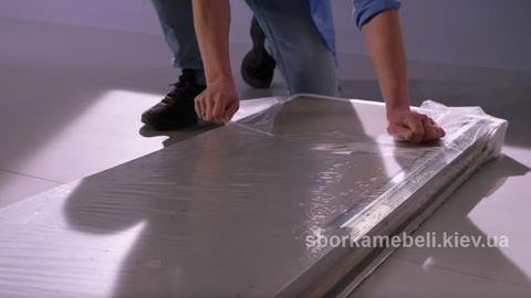 Коробки з меблями потрібно розмістити в кімнатах