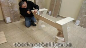 Sborka Ofisniy Stolov 04