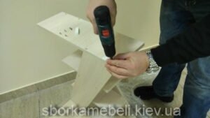 Sborka Ofisniy Stolov 09